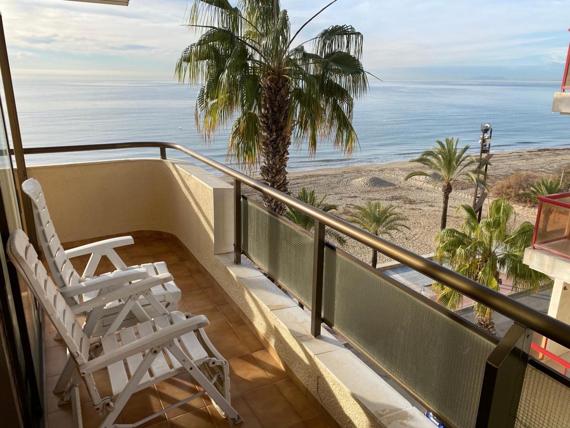 Ferienwohnung Apartamento Para 8 Sobre El Mar Salou Exterior foto