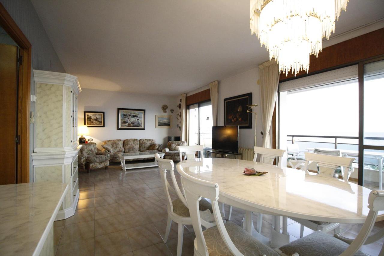 Ferienwohnung Apartamento Para 8 Sobre El Mar Salou Exterior foto